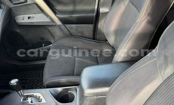 Acheter Occasion Voiture Toyota RAV4 Noir à Conakry, Conakry Acheter Occasion Voiture Toyota RAV4 Noir à Conakry, Conakry