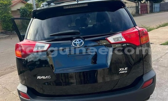 Acheter Occasion Voiture Toyota RAV4 Noir à Conakry, Conakry Acheter Occasion Voiture Toyota RAV4 Noir à Conakry, Conakry