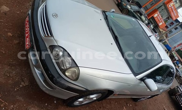 Buy Used Toyota Avensis Silver Car in Conakry in Conakry Buy Used Toyota Avensis Silver Car in Conakry in Conakry