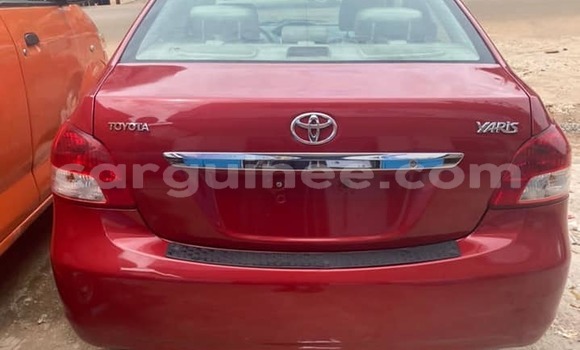 Acheter Occasion Voiture Toyota Yaris Rouge à Conakry, Conakry Acheter Occasion Voiture Toyota Yaris Rouge à Conakry, Conakry