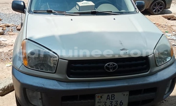 Acheter Occasion Voiture Toyota RAV4 Gris à Conakry, Conakry Acheter Occasion Voiture Toyota RAV4 Gris à Conakry, Conakry