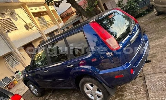 Acheter Occasion Voiture Nissan X–Trail Bleu à Conakry, Conakry Acheter Occasion Voiture Nissan X–Trail Bleu à Conakry, Conakry