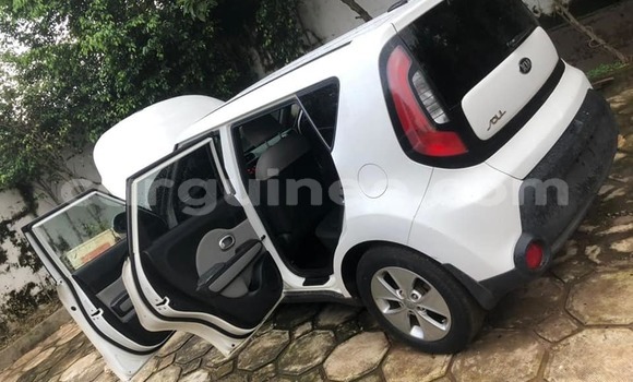 Acheter Occasion Voiture Kia Soul Blanc à Conakry, Conakry Acheter Occasion Voiture Kia Soul Blanc à Conakry, Conakry