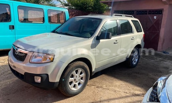 Buy Used Mazda Tribute Other Car in Conakry in Conakry