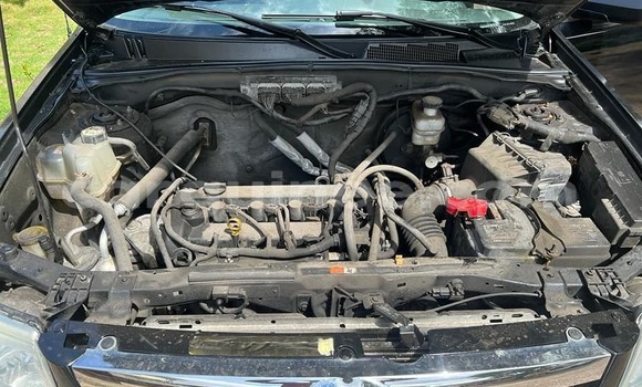 Buy Used Mazda Tribute Black Car in Conakry in Conakry Buy Used Mazda Tribute Black Car in Conakry in Conakry