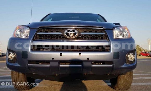 Acheter Import Voiture Toyota RAV4 Bleu à Import - Dubai, Conakry Acheter Import Voiture Toyota RAV4 Bleu à Import - Dubai, Conakry