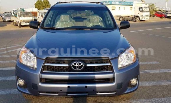 Acheter Import Voiture Toyota RAV4 Bleu à Import - Dubai, Conakry Acheter Import Voiture Toyota RAV4 Bleu à Import - Dubai, Conakry
