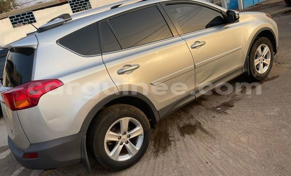 Acheter Occasion Voiture Toyota RAV4 Gris à Conakry, Conakry Acheter Occasion Voiture Toyota RAV4 Gris à Conakry, Conakry