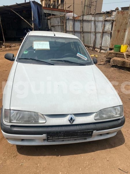 Big with watermark renault 19 conakry conakry 8053