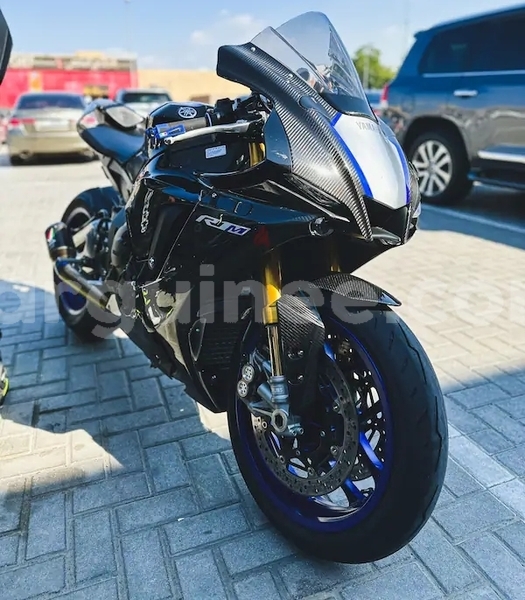 Big with watermark yamaha r1 conakry conakry 8080
