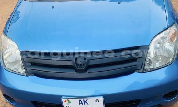 Acheter Occasion Voiture Toyota IST Bleu à Conakry, Conakry Acheter Occasion Voiture Toyota IST Bleu à Conakry, Conakry
