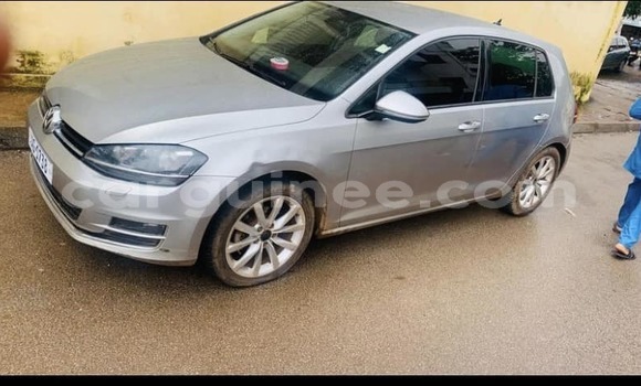 Acheter Occasion Voiture Volkswagen Golf Gris à Conakry, Conakry Acheter Occasion Voiture Volkswagen Golf Gris à Conakry, Conakry