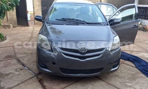 Acheter Occasion Voiture Toyota Yaris Bleu à Conakry, Conakry Acheter Occasion Voiture Toyota Yaris Bleu à Conakry, Conakry