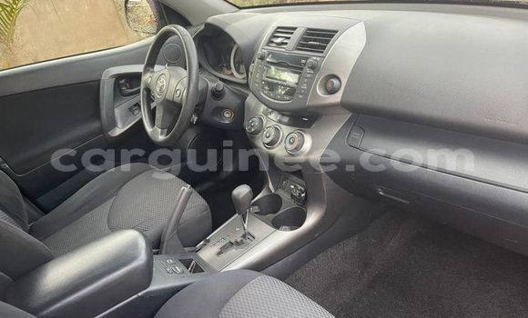 Acheter Occasion Voiture Toyota RAV4 Noir à Conakry, Conakry Acheter Occasion Voiture Toyota RAV4 Noir à Conakry, Conakry