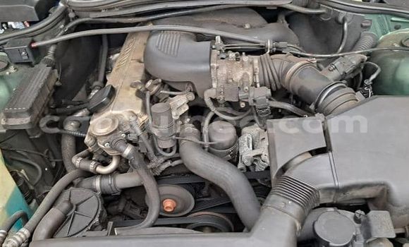 Buy Used BMW 3–Series Green Car in Conakry in Conakry Buy Used BMW 3–Series Green Car in Conakry in Conakry