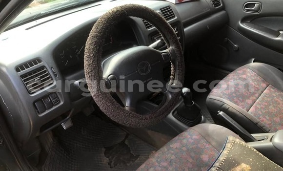 Acheter Occasion Voiture Mazda 323 Noir à Conakry, Conakry Acheter Occasion Voiture Mazda 323 Noir à Conakry, Conakry