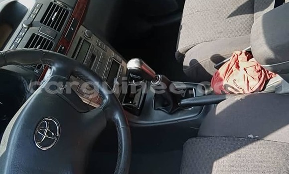 Buy Used Toyota Avensis Silver Car in Conakry in Conakry Buy Used Toyota Avensis Silver Car in Conakry in Conakry