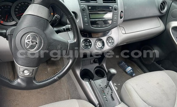 Buy Used Toyota RAV4 Silver Car in Conakry in Conakry Buy Used Toyota RAV4 Silver Car in Conakry in Conakry