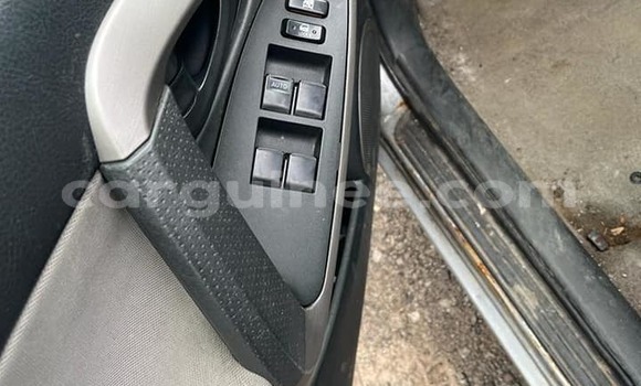 Buy Used Toyota RAV4 Silver Car in Conakry in Conakry Buy Used Toyota RAV4 Silver Car in Conakry in Conakry