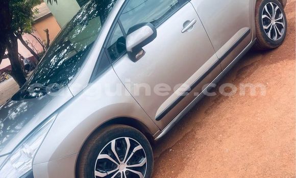 Acheter Occasion Voiture Peugeot 3008 Gris à Conakry, Conakry Acheter Occasion Voiture Peugeot 3008 Gris à Conakry, Conakry