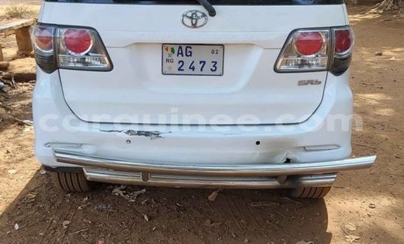 Acheter Occasion Voiture Toyota Fortuner Blanc à Conakry, Conakry Acheter Occasion Voiture Toyota Fortuner Blanc à Conakry, Conakry
