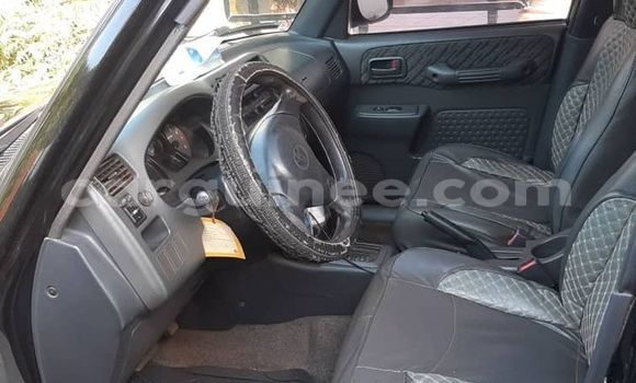 Acheter Occasion Voiture Toyota RAV4 Noir à Conakry, Conakry Acheter Occasion Voiture Toyota RAV4 Noir à Conakry, Conakry