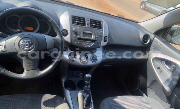 Acheter Occasion Voiture Toyota RAV4 Gris à Conakry, Conakry Acheter Occasion Voiture Toyota RAV4 Gris à Conakry, Conakry