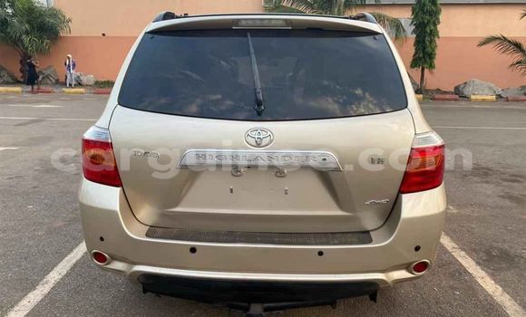 Acheter Occasion Voiture Toyota Highlander Marron à Conakry, Conakry Acheter Occasion Voiture Toyota Highlander Marron à Conakry, Conakry