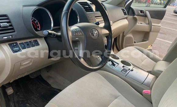 Acheter Occasion Voiture Toyota Highlander Marron à Conakry, Conakry Acheter Occasion Voiture Toyota Highlander Marron à Conakry, Conakry