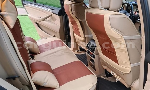 Acheter Occasion Voiture BMW X5 Gris à Conakry, Conakry Acheter Occasion Voiture BMW X5 Gris à Conakry, Conakry