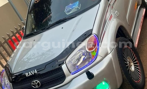 Buy Used Toyota RAV4 Silver Car in Conakry in Conakry Buy Used Toyota RAV4 Silver Car in Conakry in Conakry