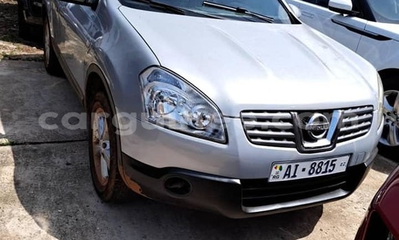 Buy Used Nissan Qashqai Silver Car in Conakry in Conakry Buy Used Nissan Qashqai Silver Car in Conakry in Conakry