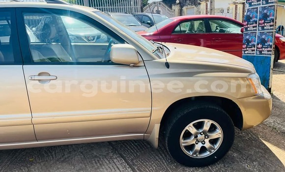 Acheter Occasion Voiture Toyota Highlander Marron à Conakry, Conakry Acheter Occasion Voiture Toyota Highlander Marron à Conakry, Conakry