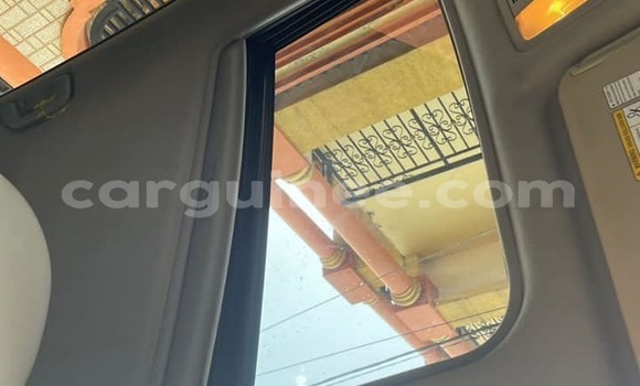 Acheter Occasion Voiture Toyota RAV4 Bleu à Conakry, Conakry Acheter Occasion Voiture Toyota RAV4 Bleu à Conakry, Conakry