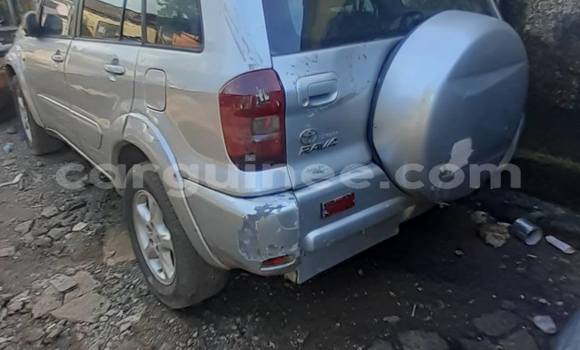 Acheter Occasion Voiture Toyota RAV4 Gris à Conakry, Conakry Acheter Occasion Voiture Toyota RAV4 Gris à Conakry, Conakry