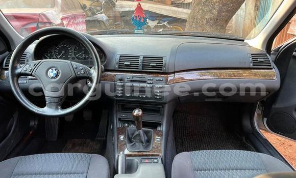 Acheter Occasion Voiture BMW 3–Series Gris à Conakry, Conakry Acheter Occasion Voiture BMW 3–Series Gris à Conakry, Conakry