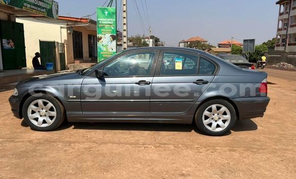 Acheter Occasion Voiture BMW 3–Series Bleu à Conakry, Conakry Acheter Occasion Voiture BMW 3–Series Bleu à Conakry, Conakry