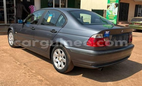Acheter Occasion Voiture BMW 3–Series Bleu à Conakry, Conakry Acheter Occasion Voiture BMW 3–Series Bleu à Conakry, Conakry