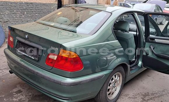 Acheter Occasion Voiture BMW 3–Series Vert à Conakry, Conakry Acheter Occasion Voiture BMW 3–Series Vert à Conakry, Conakry