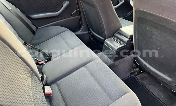 Acheter Occasion Voiture BMW 3–Series Gris à Conakry, Conakry Acheter Occasion Voiture BMW 3–Series Gris à Conakry, Conakry