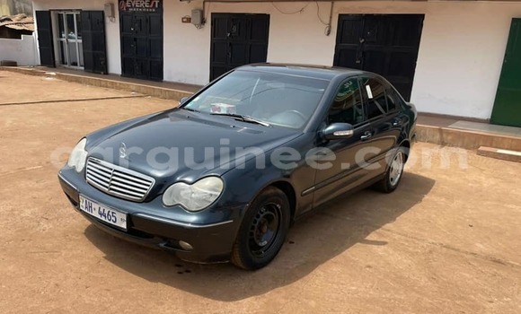 Acheter Occasion Voiture Mercedes-Benz C–Class Bleu à Conakry, Conakry Acheter Occasion Voiture Mercedes-Benz C–Class Bleu à Conakry, Conakry