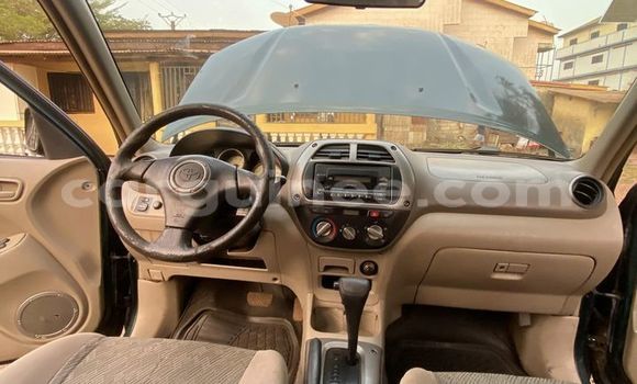 Acheter Occasion Voiture Toyota RAV4 Vert à Conakry, Conakry Acheter Occasion Voiture Toyota RAV4 Vert à Conakry, Conakry