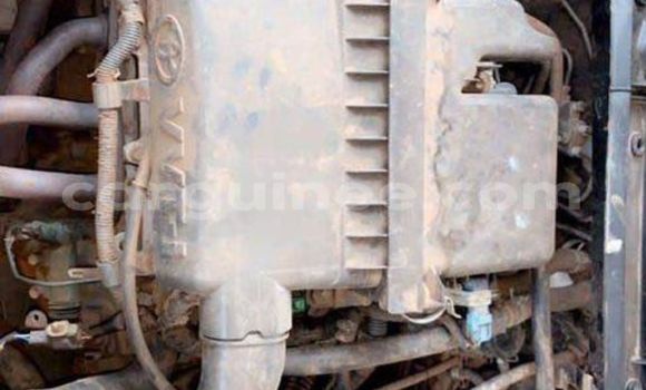 Acheter Occasion Voiture Toyota Yaris Gris à Conakry, Conakry Acheter Occasion Voiture Toyota Yaris Gris à Conakry, Conakry