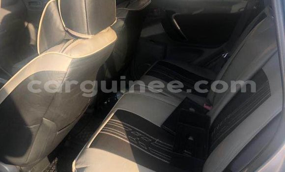 Acheter Occasion Voiture Toyota RAV4 Gris à Conakry, Conakry Acheter Occasion Voiture Toyota RAV4 Gris à Conakry, Conakry