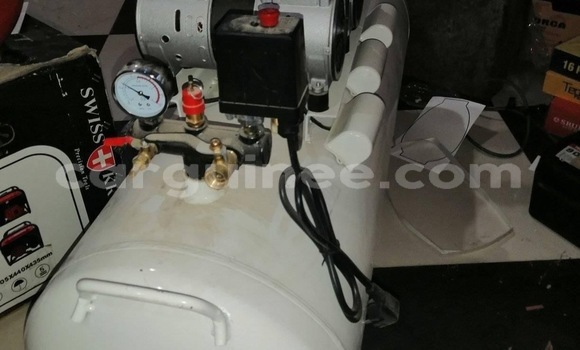 Acheter Neuf Voiture Dodge Avenger Autre à Conakry, Conakry Acheter Neuf Voiture Dodge Avenger Autre à Conakry, Conakry