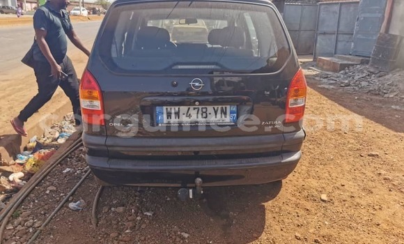 Acheter Occasion Voiture Opel Zafira Noir à Conakry, Conakry Acheter Occasion Voiture Opel Zafira Noir à Conakry, Conakry