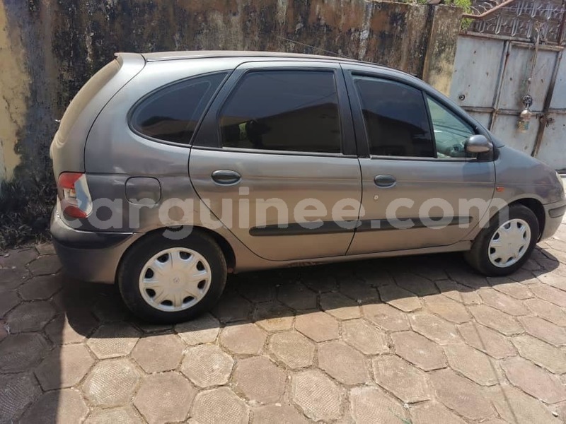 Big with watermark renault scenic conakry conakry 8286