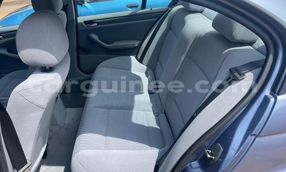 Acheter Occasion Voiture BMW 3–Series Bleu à Conakry, Conakry Acheter Occasion Voiture BMW 3–Series Bleu à Conakry, Conakry