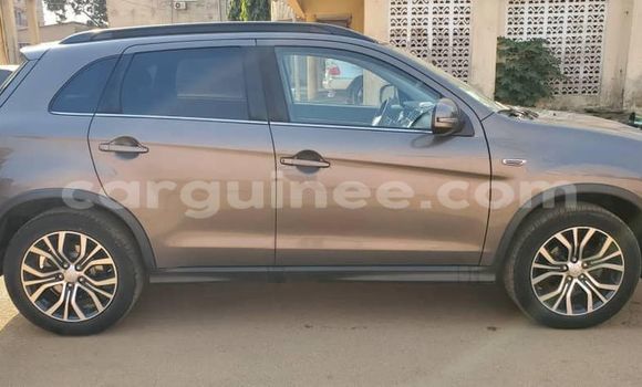 Acheter Occasion Voiture Mitsubishi Outlander Marron à Conakry, Conakry Acheter Occasion Voiture Mitsubishi Outlander Marron à Conakry, Conakry