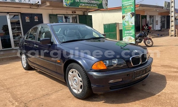 Acheter Occasion Voiture BMW 3–Series Bleu à Conakry, Conakry Acheter Occasion Voiture BMW 3–Series Bleu à Conakry, Conakry